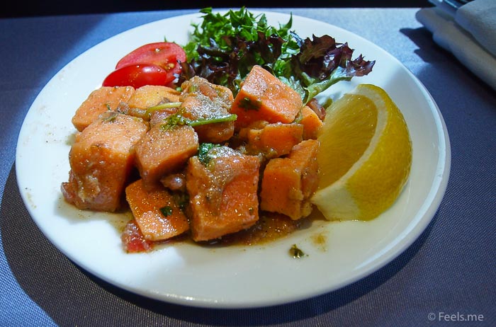 United UA2 SIN SFO: Carrots