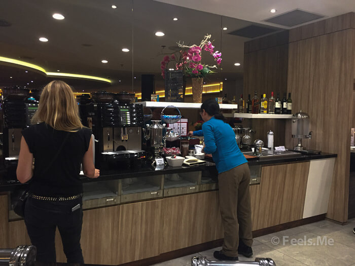 SATS Lounge Singapore Changi Terminal 1 Food