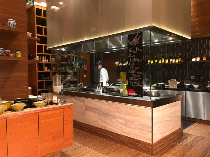 DoubleTree JB Makan Kitchen Buffet Breakfast Chinese Section