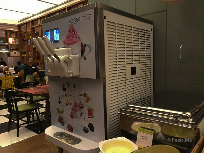 DoubleTree JB Makan Kitchen Buffet Breakfast Yogurt ice cream
